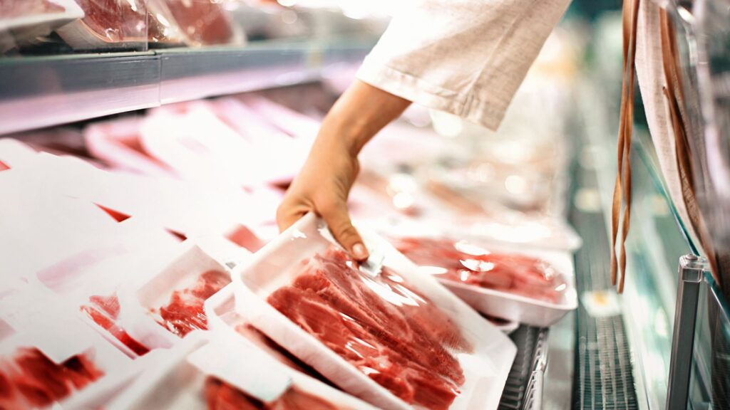 Etichette carne al supermercato